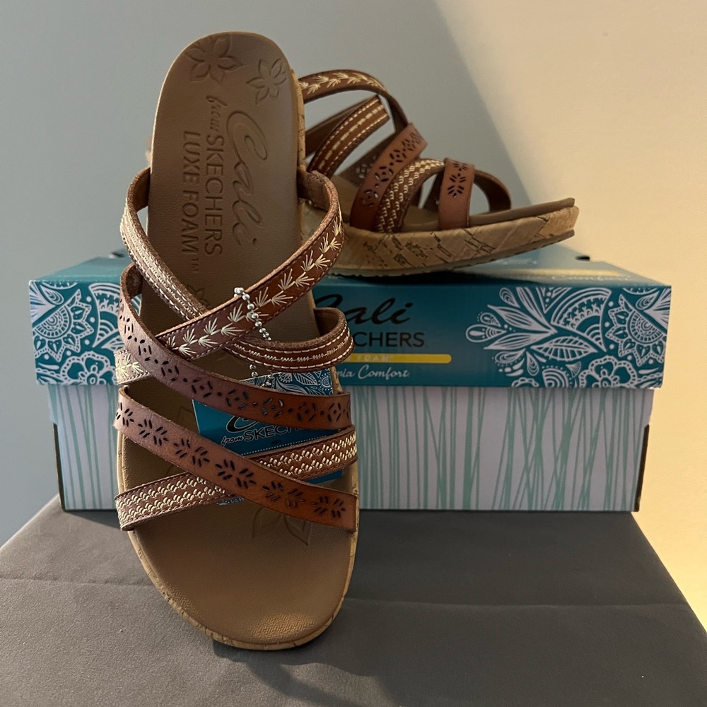 NWT Cali by Skechers Women’s Wedge Sandals;
Style: Tiger Posse; Sz 8; Vegan - Picture 3 of 13